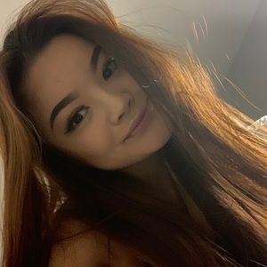 Meet your Posher, Caitlyn